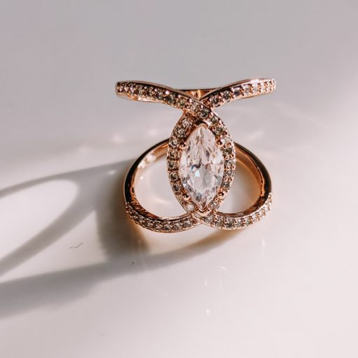 Rose Gold Double C-shaped Zircon Ring