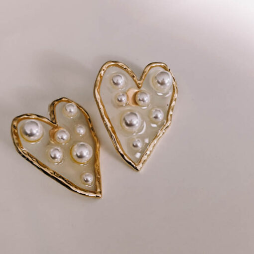 Heart Shape Pearl Stud Earrings